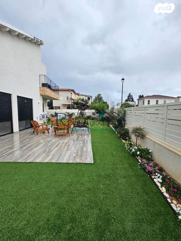 דו משפחתי, מיכה 8, גבעת הפרחים, בנימינה גבעת עדה