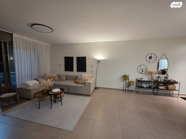 דירה, הנביאים, הנביאים, מודיעין מכבים רעות