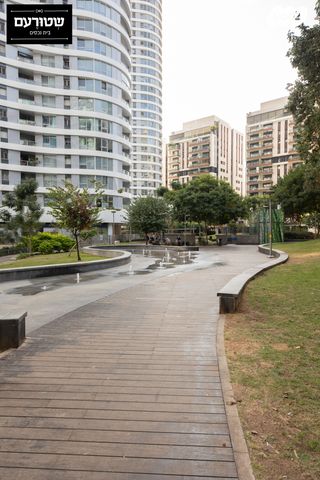 דירה, גרציאני יצחק, גני שרונה, קרית הממשלה, תל אביב יפו