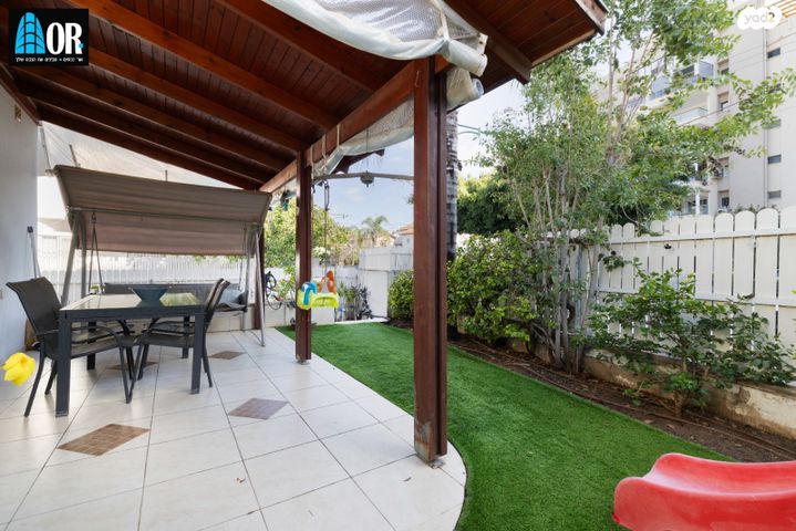 דו משפחתי, האירוסים, רמת סמל, נס ציונה