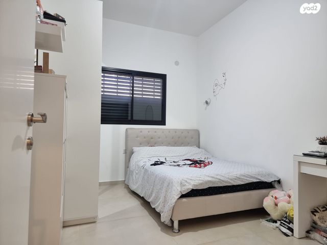 בית פרטי/ קוטג', יצחק נבון, שדרות בפארק, שדרות