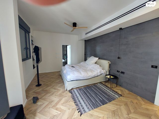 דירה, קניוק יורם, גני שרונה, קרית הממשלה, תל אביב יפו