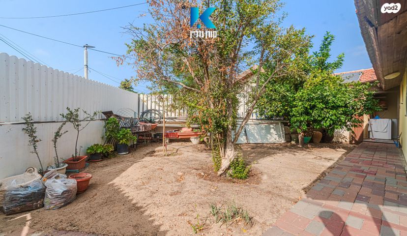 דו משפחתי, הצנחנים 9, אפרידר, אשקלון