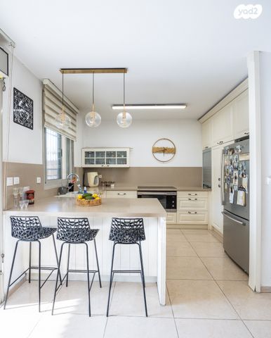 דירת גן, שמחת כהן, חומת שמואל, הר חומה, ירושלים