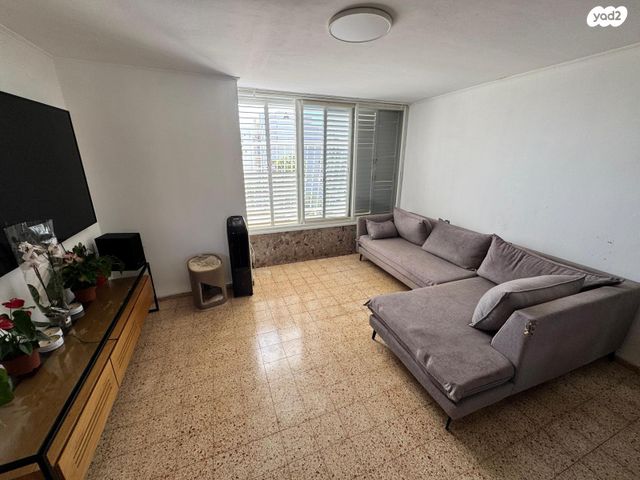 שדרות ז'בוטינסקי 