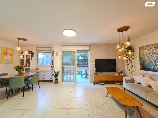 בית פרטי/ קוטג', גבעת שמשון, גן יבנה