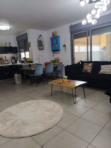 דירה, שושנה דמארי, קרית האמנים, מצליח, רמלה