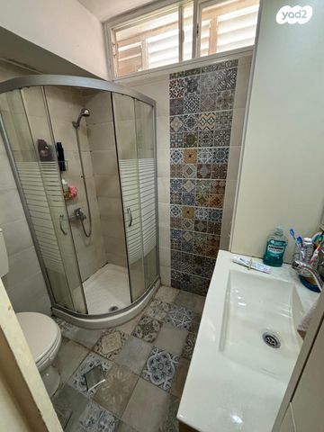 דירה, ישעיהו 10, כרמל צרפתי, חיפה