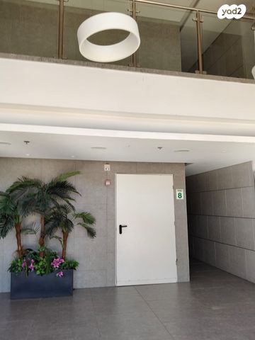 דירה, הארי טרומן, רמות, ירושלים