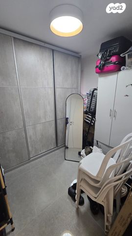 דירה, אצ"ל 5, שז"ר / דקר, טירת כרמל