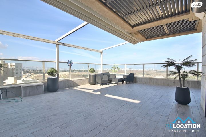 גג/ פנטהאוז