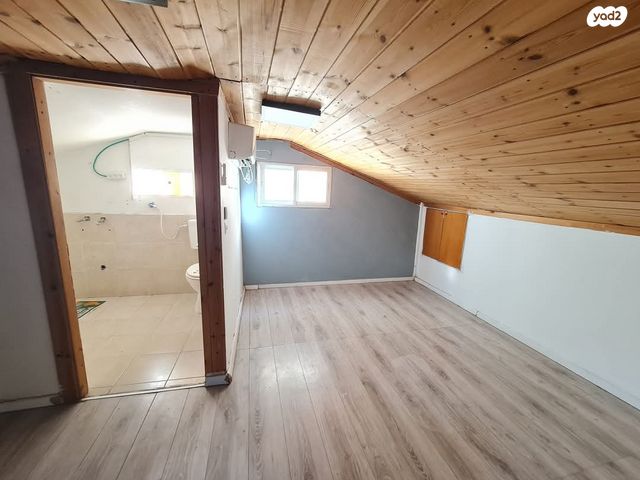 בית פרטי/ קוטג', נאות המכבים, גן יבנה