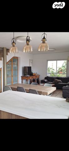 גג/ פנטהאוז, וינגייט, רעננה