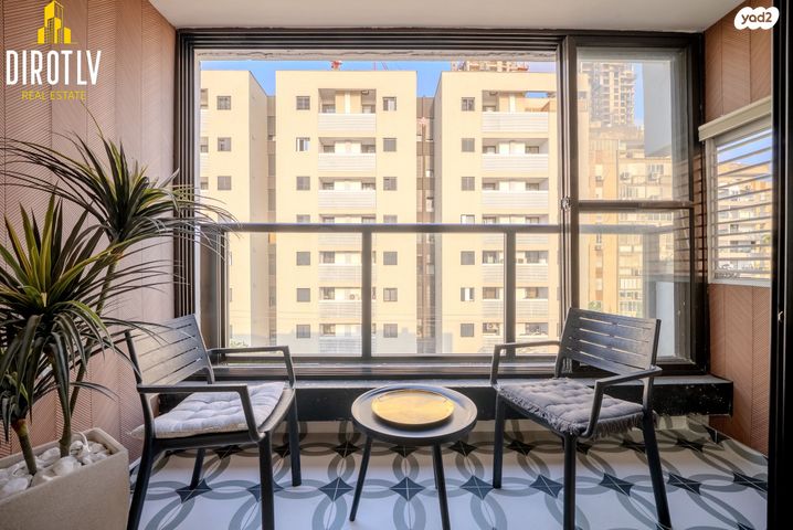 דירה, מעפילי אגוז 56, תל אביב יפו