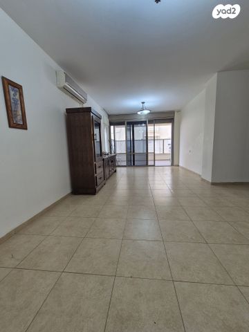 דירה, קליבנוב, קרית מוצקין