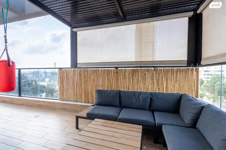 דופלקס, הראשונים, חלוצים, כפר סבא