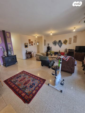 בית פרטי/ קוטג', נעלה