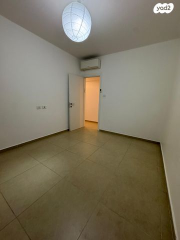 דירה, יהודה הלוי 8, באר שבע