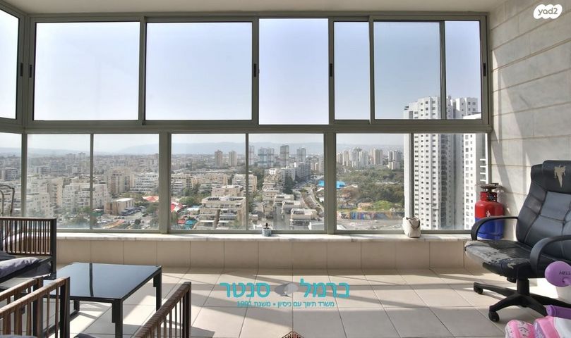 דירה, משכנות האומנים, קרית מוצקין