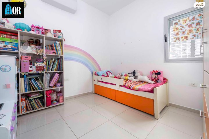 דירת גן, שושנה דמארי, קרית האמנים, מצליח, רמלה