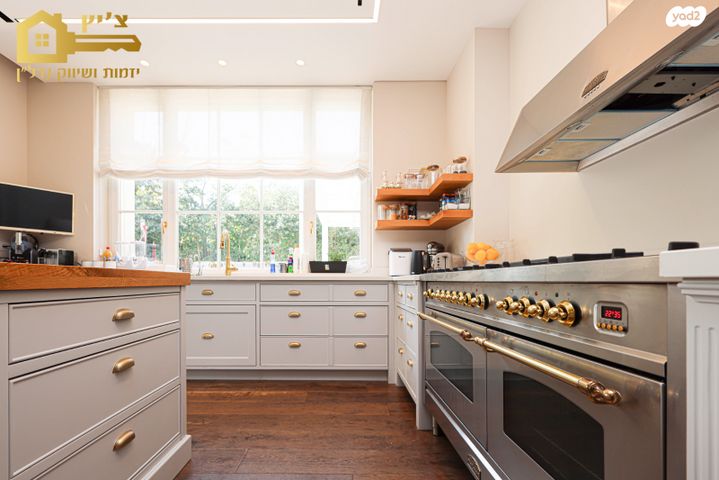 בית פרטי/ קוטג', סביון, סביון