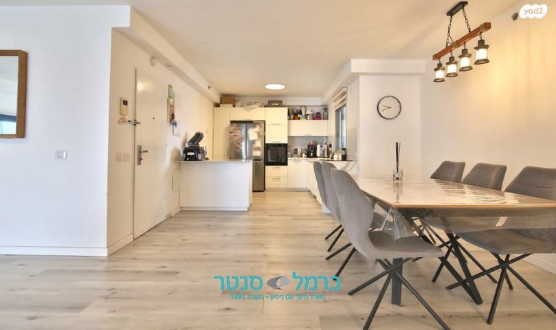 דירה, משכנות האומנים, קרית מוצקין