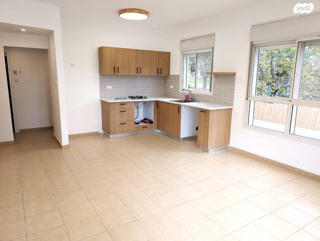 דירה, נחלת בנימינה, בנימינה גבעת עדה