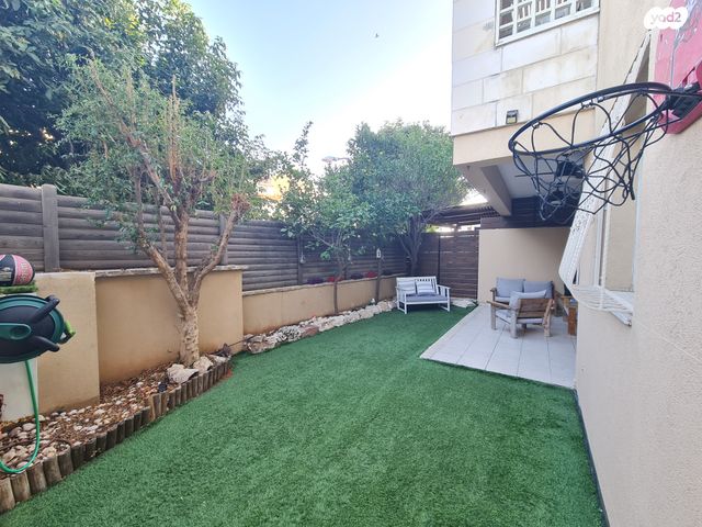 בית פרטי/ קוטג', גבעת שמשון, גן יבנה