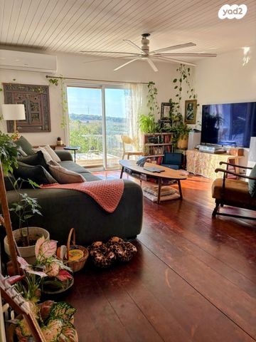 דירה, בנימינה גבעת עדה