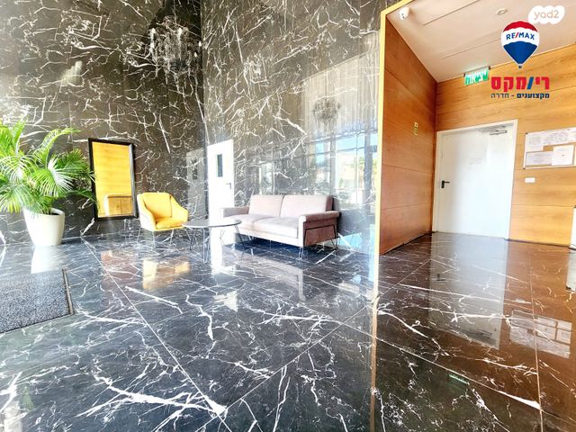 גג/ פנטהאוז, הגיבורים, רח' הנשיא צפון, חדרה