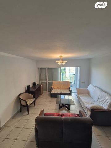 צלילי חנינא 8