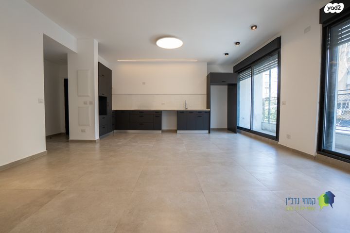 דירה, וייצמן, הל"ה, גבעתיים