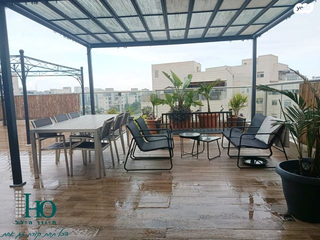 גג/ פנטהאוז, מפל התנור, שקמים ואגמים, אשקלון