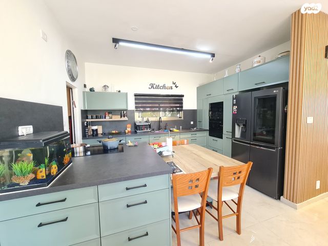 בית פרטי/ קוטג', נאות הדרים, גן יבנה