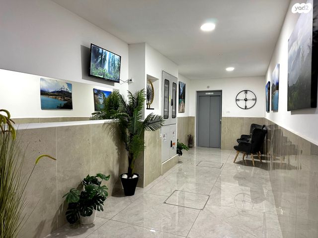 דירה, בנימין ד'ישראלי 45, אחוזה, חיפה