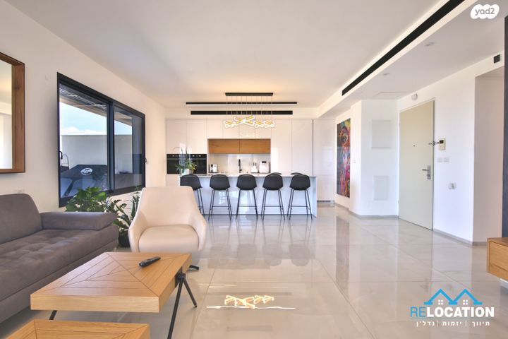 גג/ פנטהאוז, קרית אתא