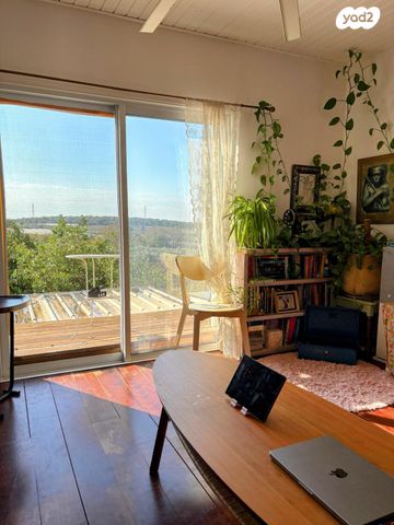 דירה, בנימינה גבעת עדה