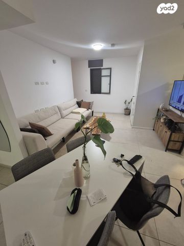 דירת גן, יבנאל, נווה צדק, תל אביב יפו