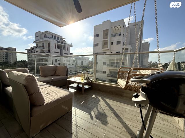 דירה, גליל ים (מתחם הכוכבים), הרצליה