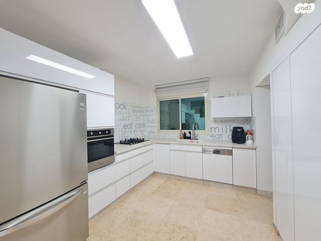 בית פרטי/ קוטג', גן יבנה מערב, גן יבנה