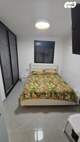 דירה, אצ"ל 5, שז"ר / דקר, טירת כרמל