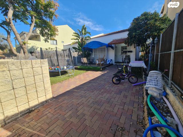 בית פרטי/ קוטג', נאות המכבים, גן יבנה