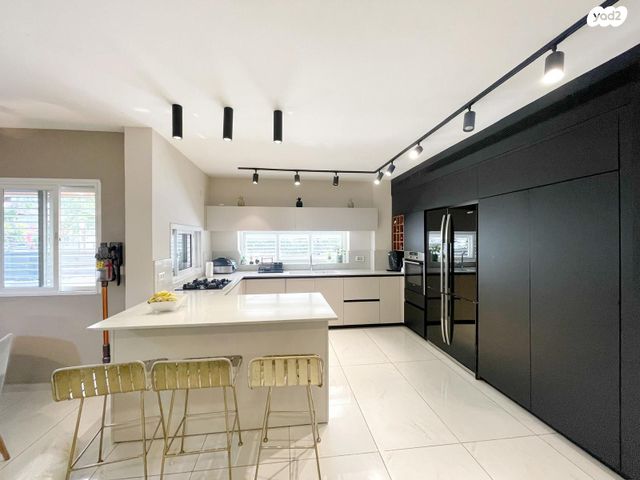 בית פרטי/ קוטג', עינב, עין גנים, רחובות