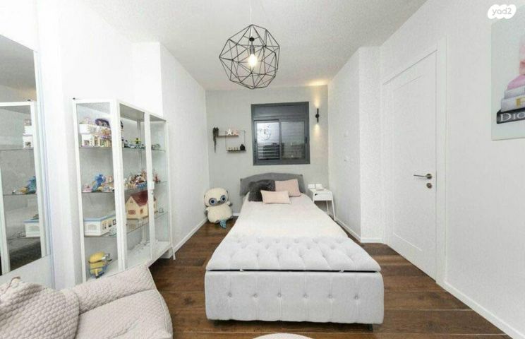 גג/ פנטהאוז, אושה, נווה אביבים, תל אביב יפו