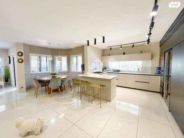 בית פרטי/ קוטג', עינב, עין גנים, רחובות