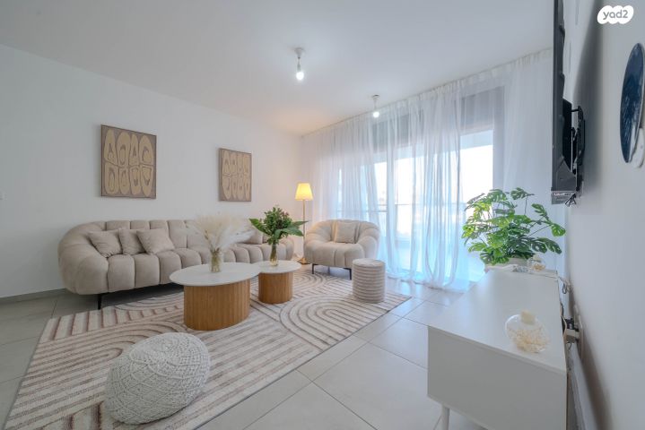 דירה, ברקת 25, אבני חן, חריש