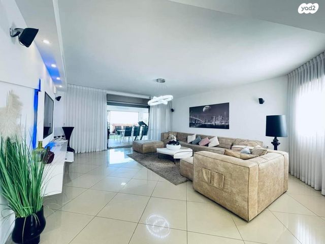 גג/ פנטהאוז, ניסן, נווה הדרים, אשקלון