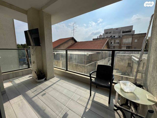 דירה, הפלמ"ח 7, מרכז העיר, סביניה, הוותיקה, קרית ביאליק