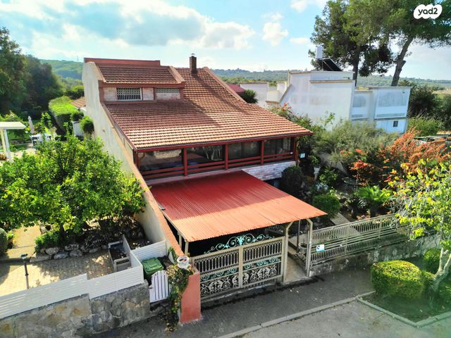 בית פרטי/ קוטג', חרמון, כפר ורדים