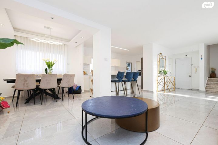 אירוס הארגמן 